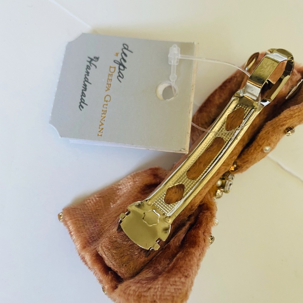 Anthropologie Deepa Embellished Sequin Bow Clip - Picture 3 of 3